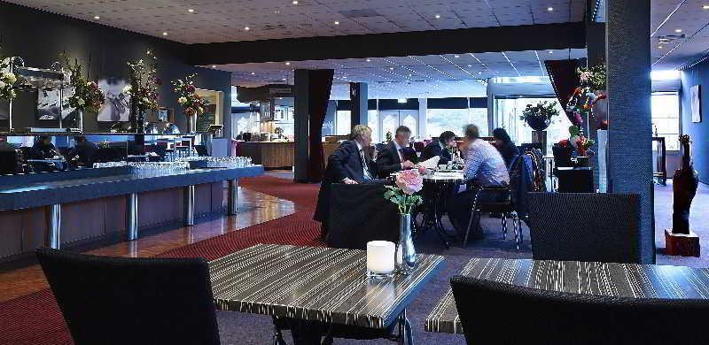 Postillion Hotel Арнем Екстериор снимка