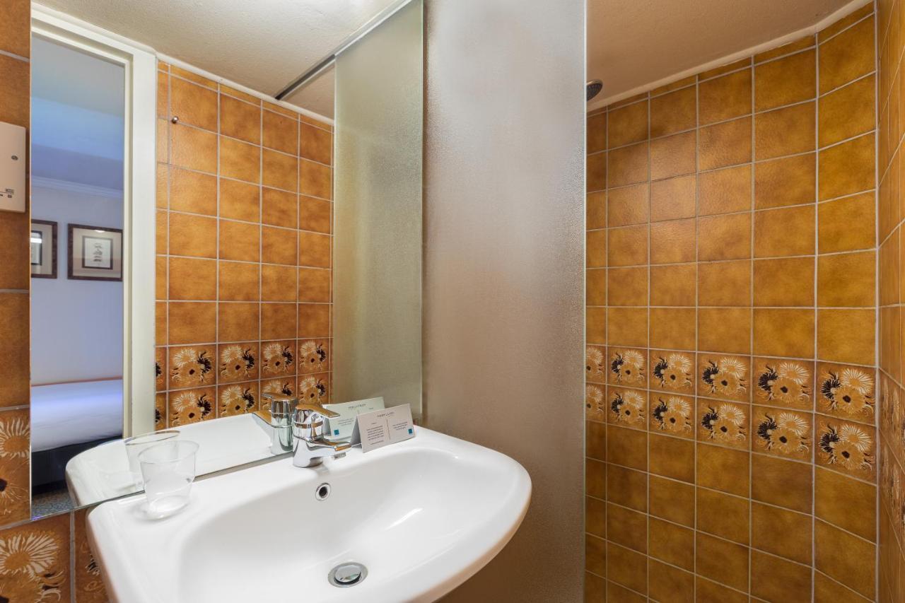 Postillion Hotel Арнем Екстериор снимка