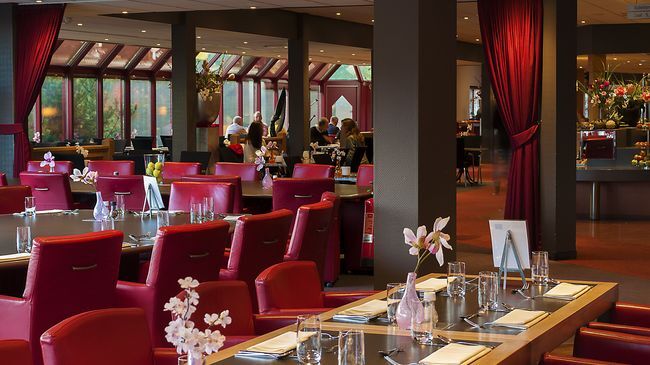 Postillion Hotel Арнем Ресторант снимка