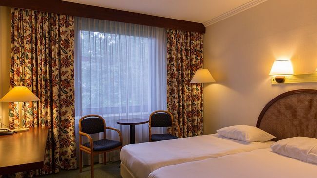 Postillion Hotel Арнем Стая снимка